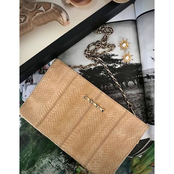 Genuine Snake skin crossbody bag by Jane Shilton in cream, 30's style - Picture 1 of 6